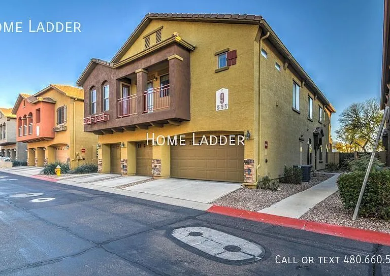 2250 E Deer Valley Rd #26 — Photo 2