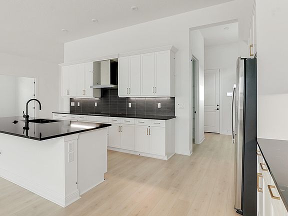 5th image of 8448 SW Cantante Way