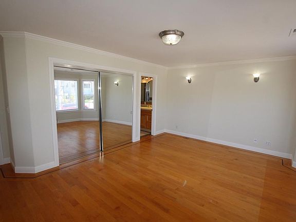 4th image of 464 Cypress Ave