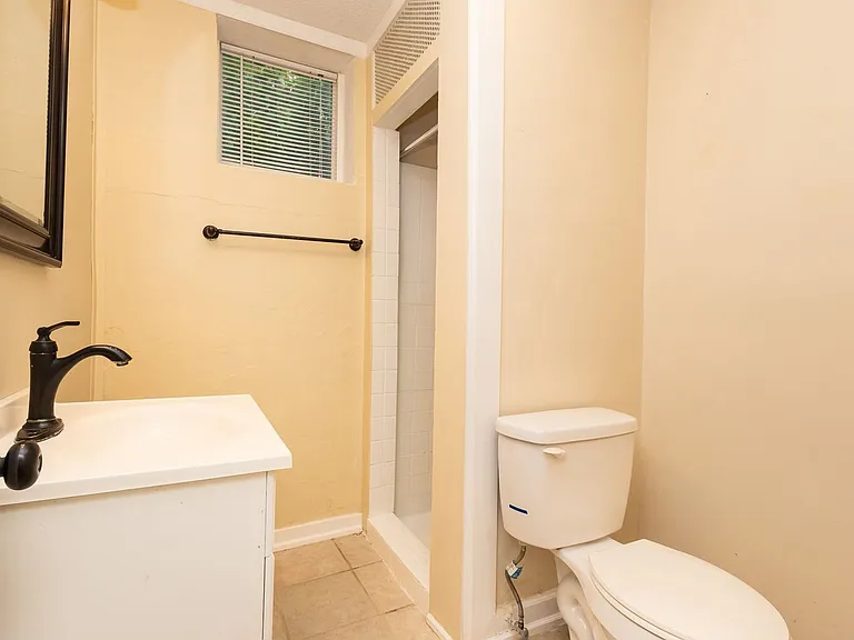 1309 Labrea Dr #B — Photo 10