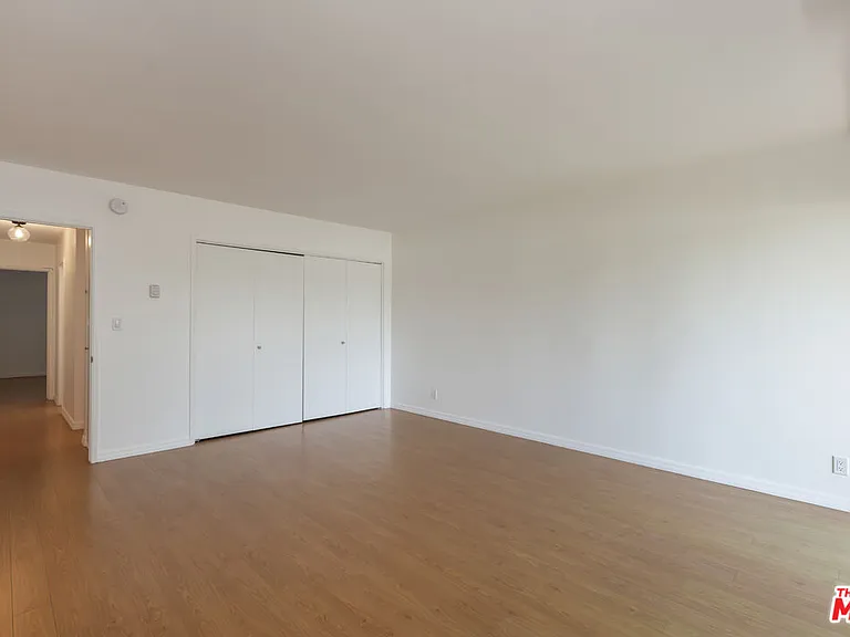 1411 N Harper Ave #6 — Photo 30