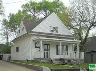 831 18th St, Sioux City, IA 51105