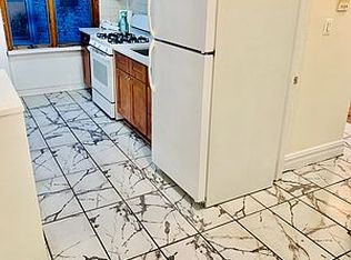 21-15 21st Rd #2, Astoria, NY 11105