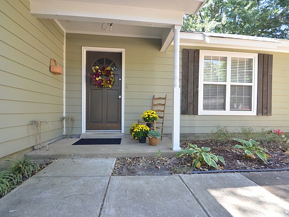 5th image of 8321 Greenbrook Pkwy