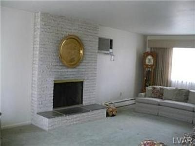 3rd image of 3595 Stephen Crane Ln