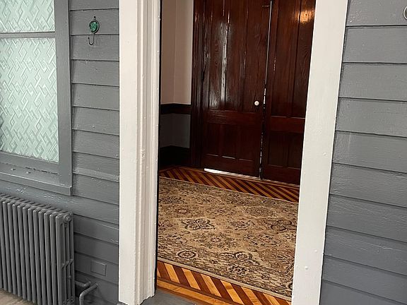 4th image of 68 Oswego St APT 2