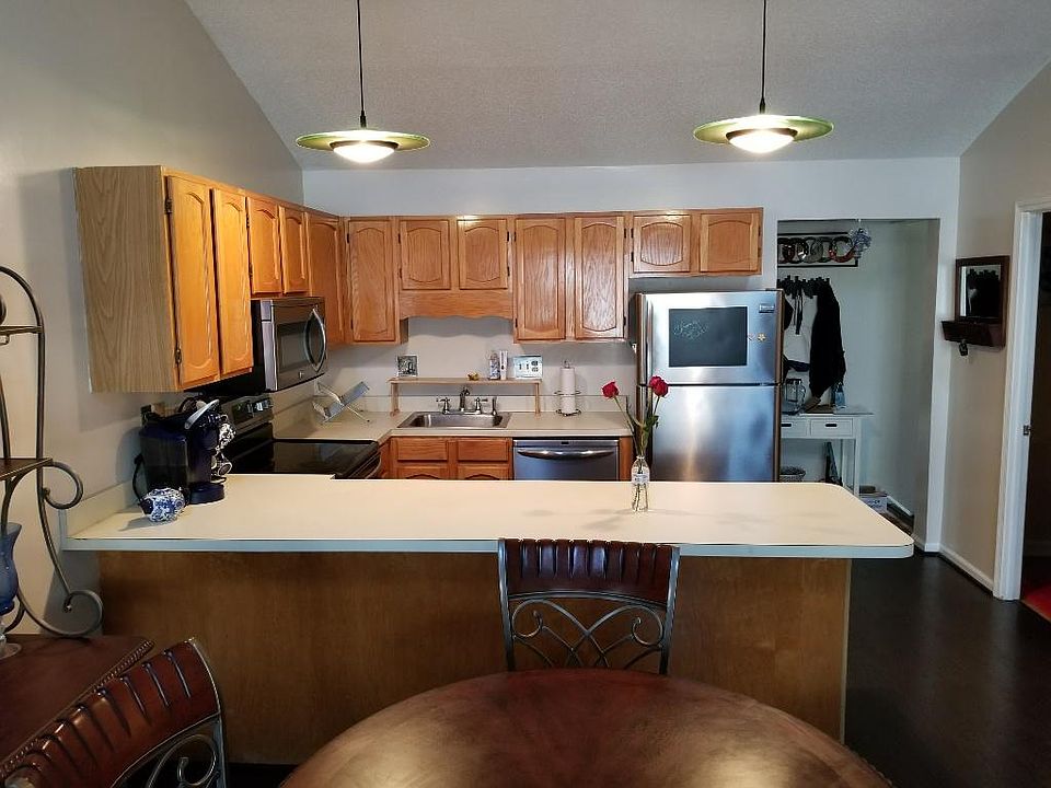 open concept kitchen/dining