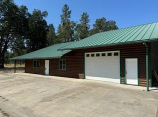 776 Kirkham Rd, Cave Junction, OR 97523