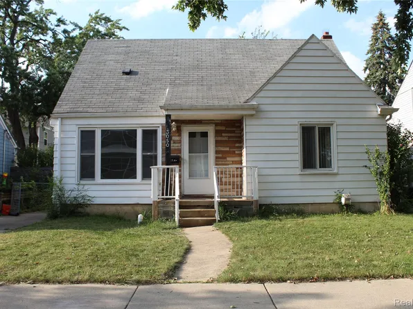 3050 Catalpa Dr, Berkley, MI 48072