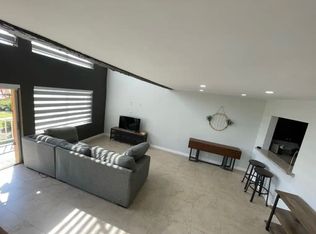 18111 NW 68th Ave APT F209, Hialeah, FL 33015