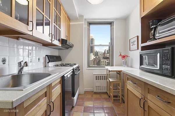 Sold by Corcoran | media 2