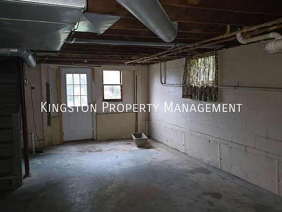 5th image of 204 Grandview Dr