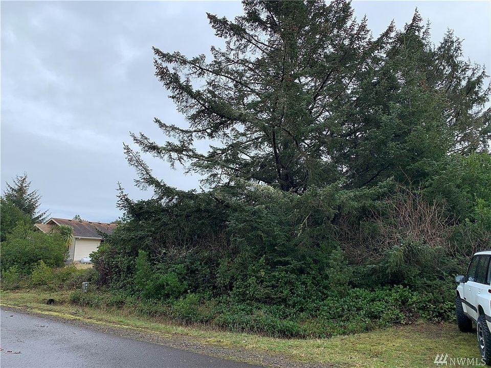 2nd image of 263 S Wynoochee Dr SW