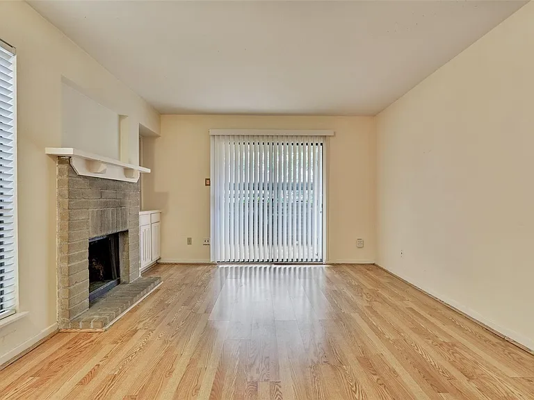 3500 Tangle Brush Dr #25 — Photo 5