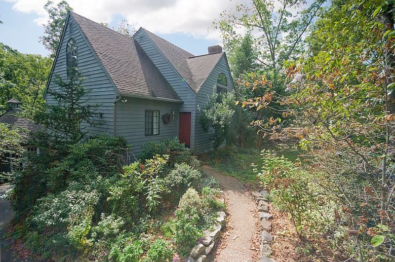 1633 Stoney Creek Dr