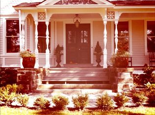 5480 Main St, Trumbull, CT 06611