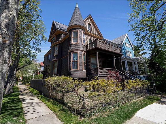 4th image of 314 Hudson St