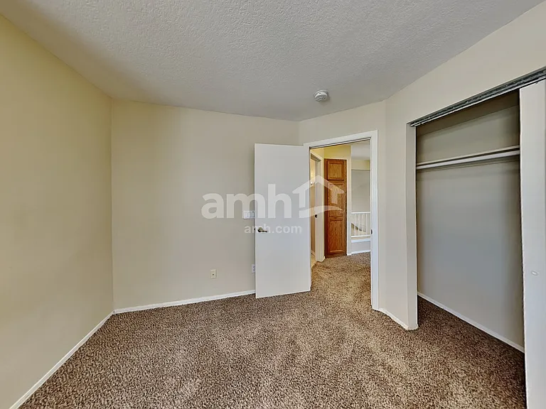 6760 W Alegria Dr — Photo 18