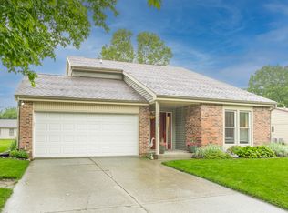 12002 Corbin Dr, Fishers, IN 46038