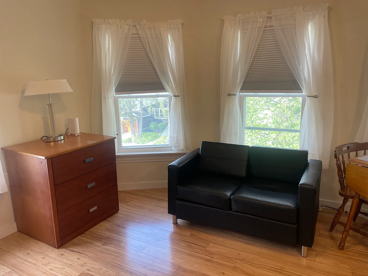 Studio, $1,600 — Photo 2