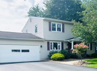 404 Kimberly Dr E, Syracuse, NY 13219