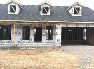 1230 Alton Sta, Lawrenceburg, KY 40342