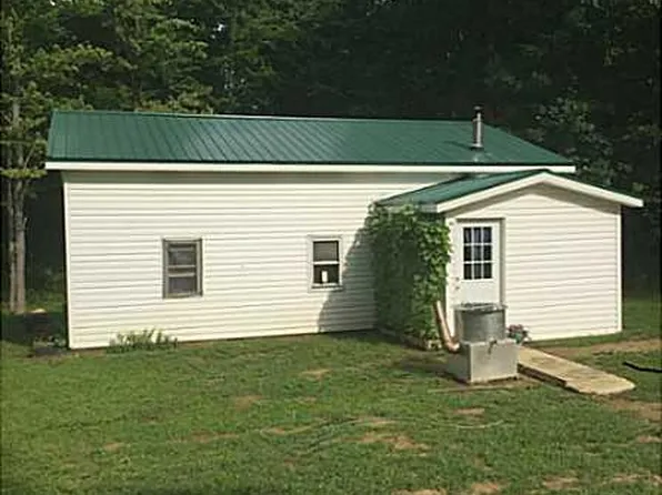8599 N Akerley Rd, West Springfield, PA 16443
