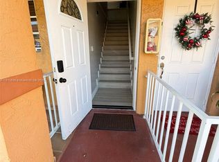 3375 W 76th St #211, Hialeah, FL 33016