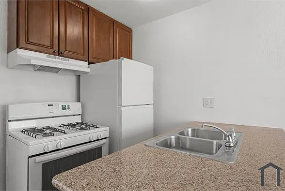 840 W Imperial Hwy #114 — Photo 3