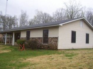 319 Price Dr, Florence, AL 35633