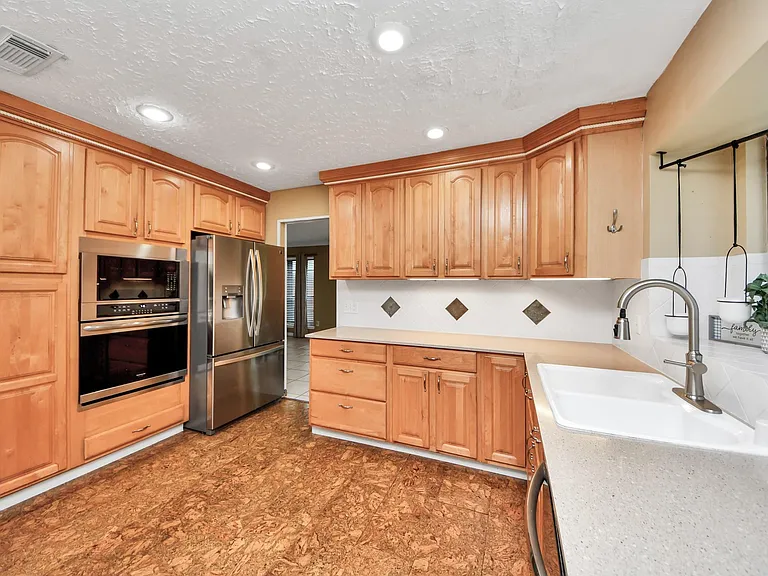 3310 Little Farms Ct — Photo 12