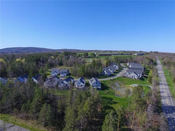 5566 Lakewood Trl #41, Canandaigua, NY 14424