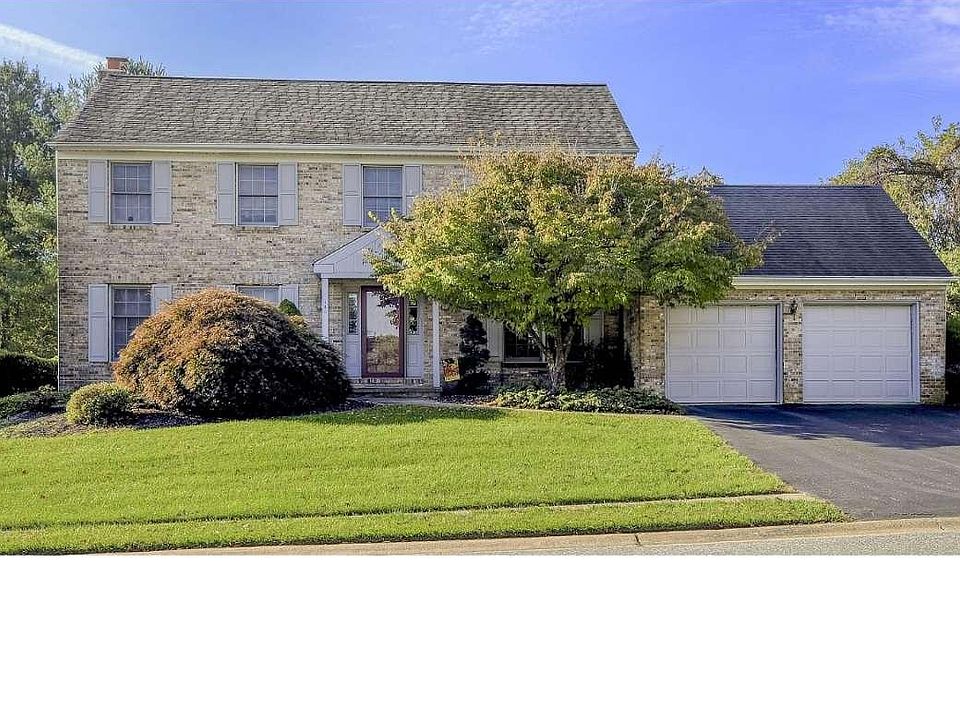 1st image of 143 Belmont Dr