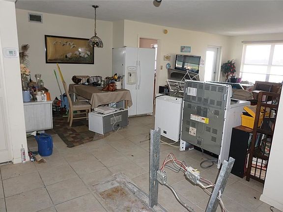 3rd image of 5220 Brittany Dr S APT 102