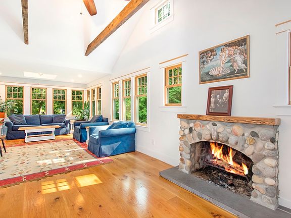 2nd image of 7025 Peconic Bay Blvd