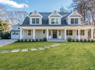 (Undisclosed Address), Southampton, NY 11968