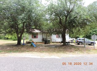 2150 Lake Dr, Williston, SC 29853