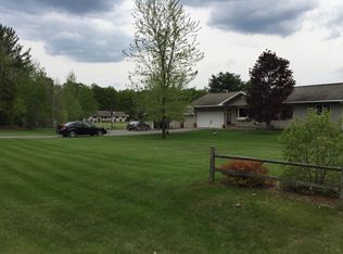 2427 Deepwoods Dr, Gaylord, MI 49735