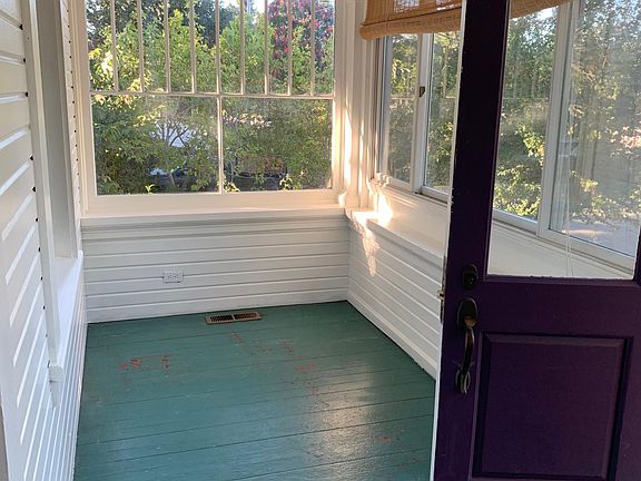 Indoor front porch