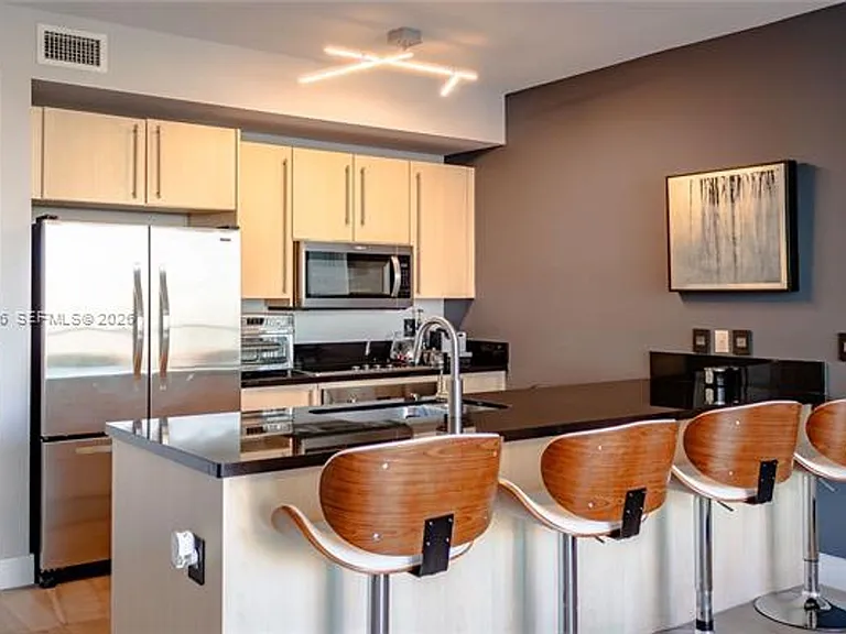 1111 SW 1st Ave #Penthouse 3822 — Photo 5