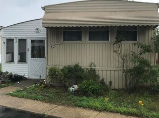 82 Locust Grv, Hazlet, NJ 07730