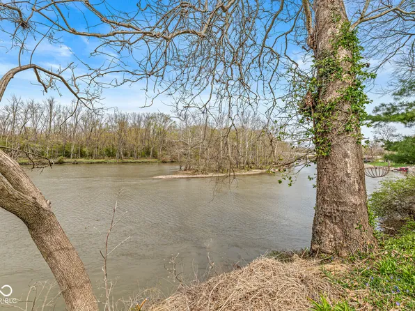 2230 E 75th St, Indianapolis, IN 46240