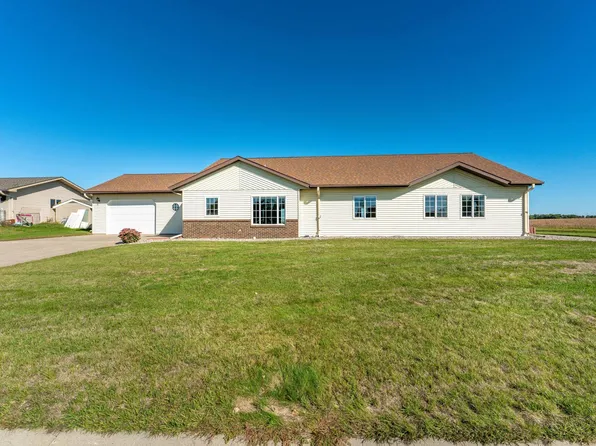 1110 2nd St NE, Elbow Lake, MN 56531