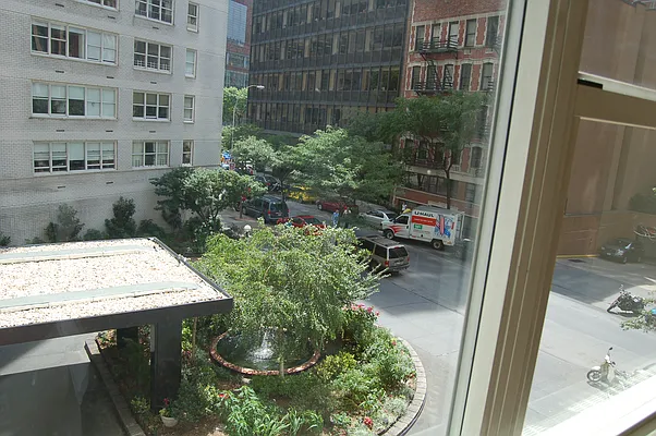 Rented by Anita Loewy, Inc | media 24