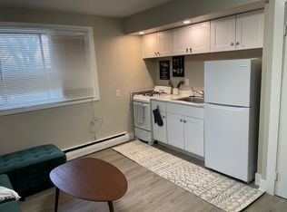 1100 E Seneca Ave APT 4, Des Moines, IA 50316