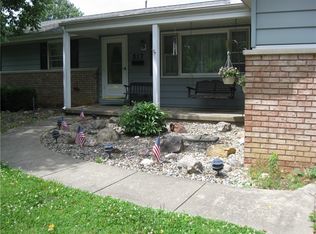 517 Coolidge Ave, Charleston, IL 61920