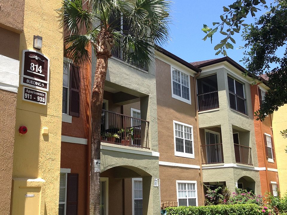 1st image of 814 Crest Pines Dr APT 933