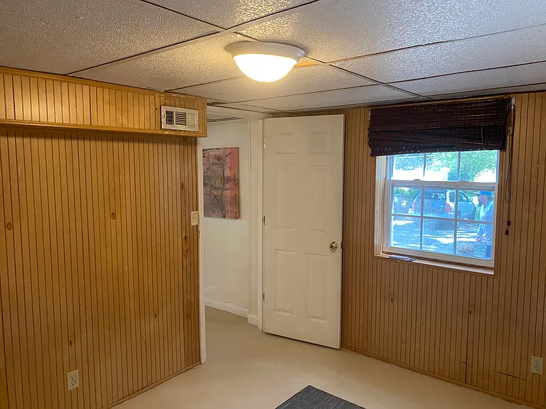 1611 Wright Ave — Photo 17