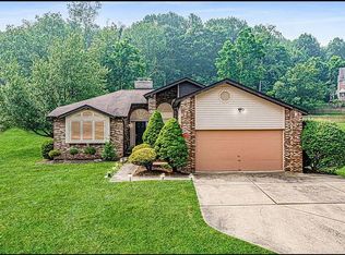 591 McCombs Rd, Venetia, PA 15367