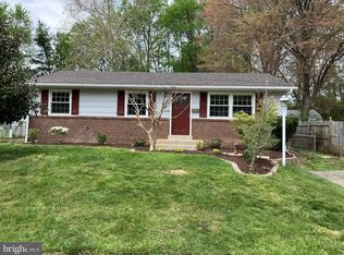 13208 Hawthorn Ln, Woodbridge, VA 22193